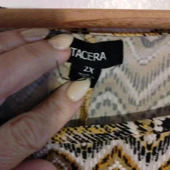 Plus Size Yellow Dress Tacera - Picture 3 of 9